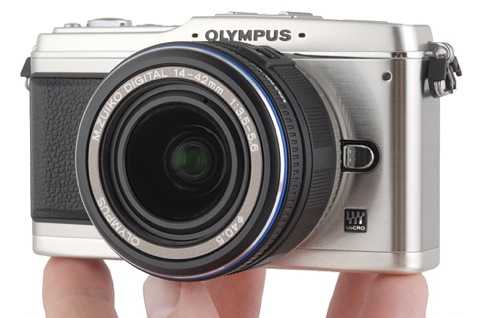 olympus-e-p1-in-hand.jpg