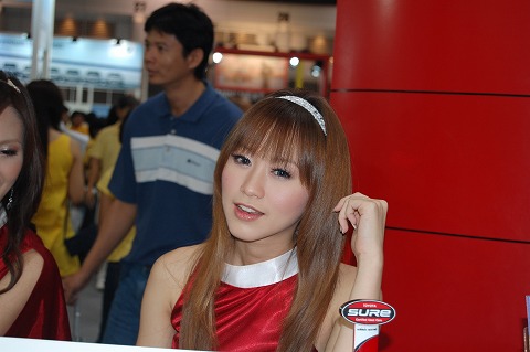 MotorExpo07_girl_1.jpg